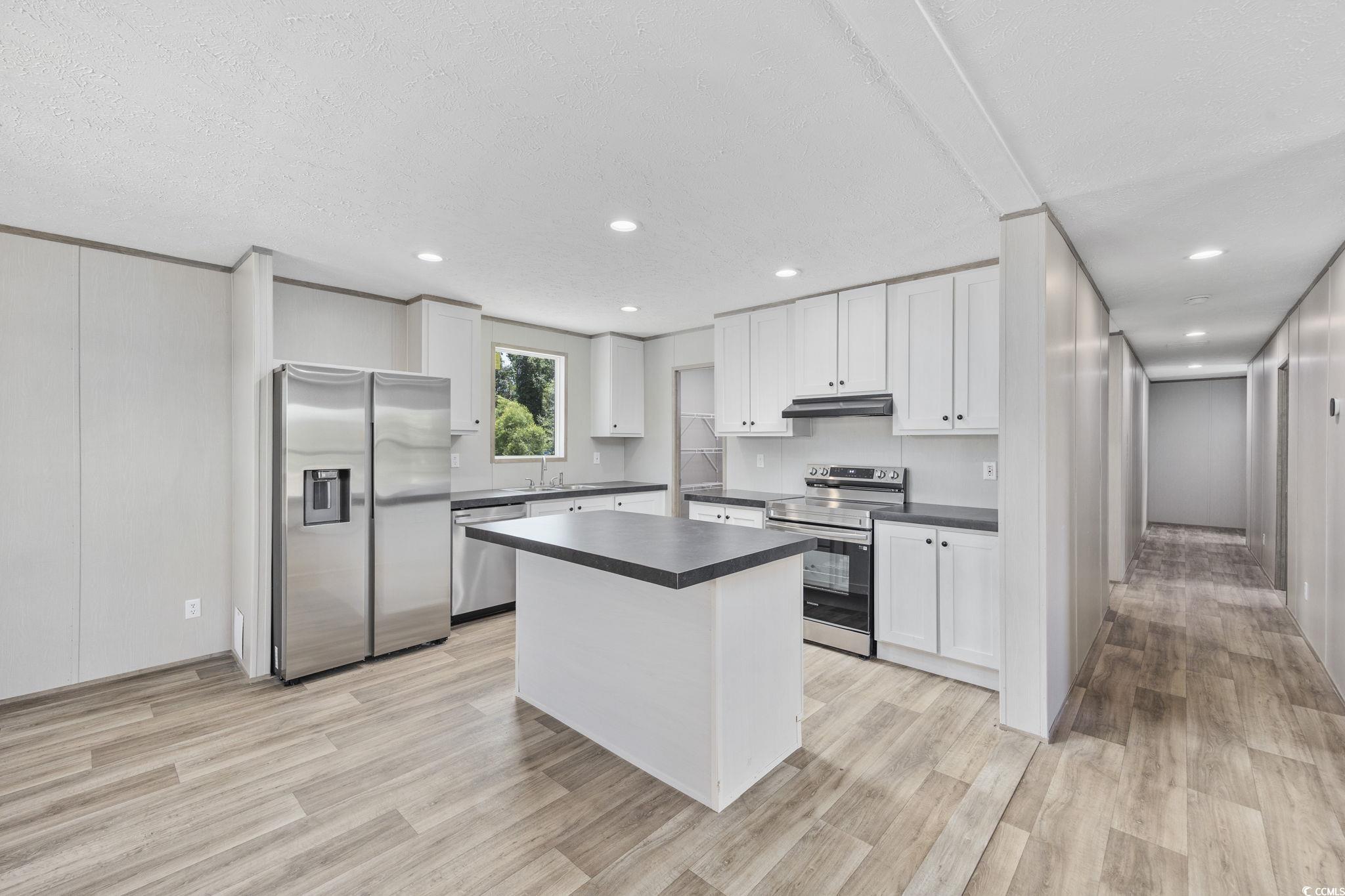 491 North Green Sea Road Loris, SC 29569 - Photo 26 of 39 Kitchen featuring stainless steel appliances, dark