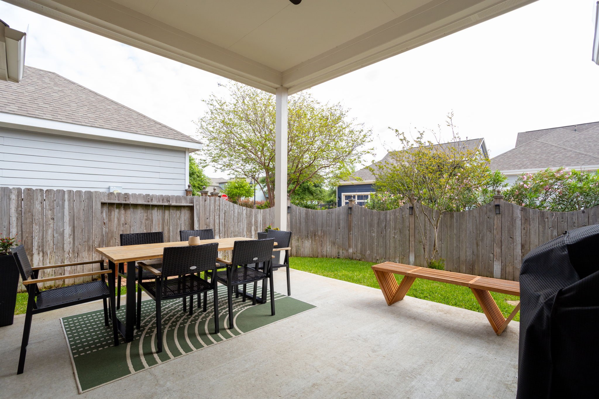 16650 Seminole Ridge Drive Cypress, TX 77433 - Photo 23 of 27 a view of a chairs and table in the patio