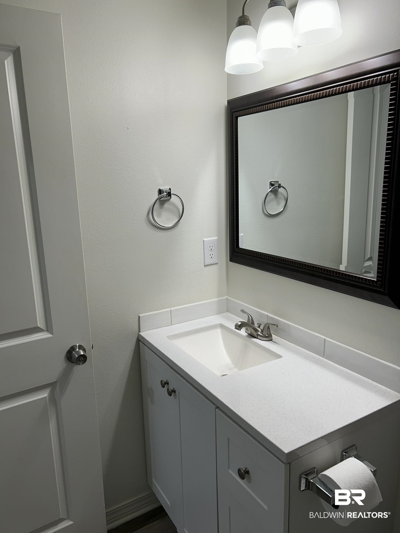 2 Canterberry Circle Foley, AL 36535 - Photo 14 of 24 Bathroom featuring vanity