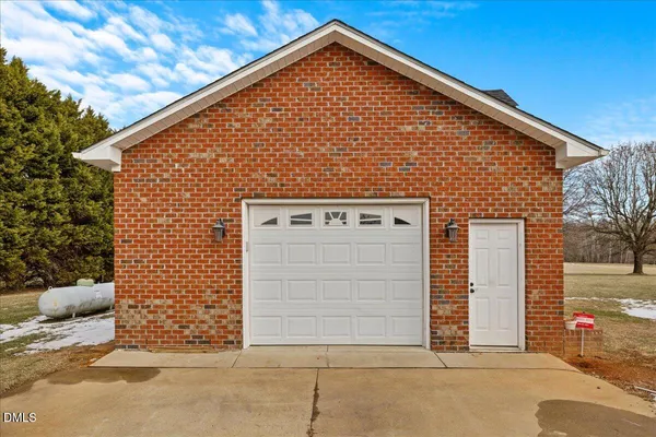 $699,800 | 40 John D Winstead Road, Roxboro, NC 27574