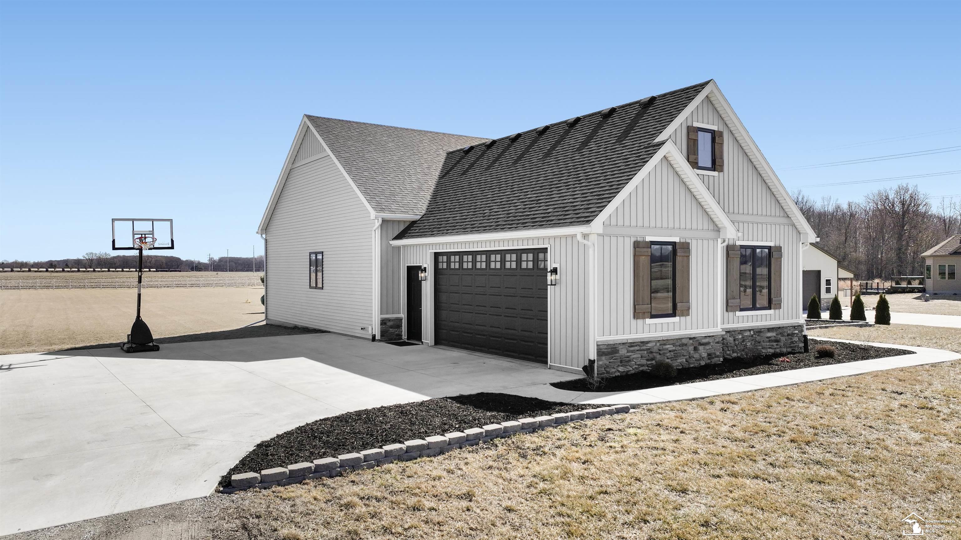 10430 Jackman Road Temperance, MI 48182 - Photo 5 of 66