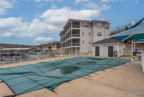 $325,000 | 4935 Robbins Circle, Unit 213, Osage Beach, MO 65065