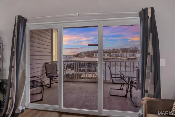 $325,000 | 4935 Robbins Circle, Unit 213, Osage Beach, MO 65065