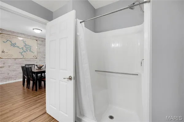 $325,000 | 4935 Robbins Circle, Unit 213, Osage Beach, MO 65065