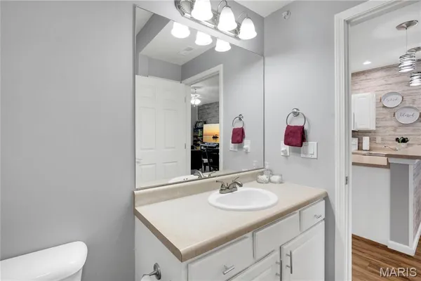 $325,000 | 4935 Robbins Circle, Unit 213, Osage Beach, MO 65065