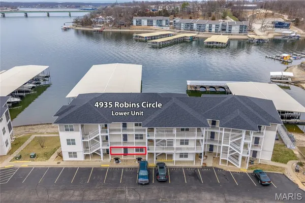 $325,000 | 4935 Robbins Circle, Unit 213, Osage Beach, MO 65065