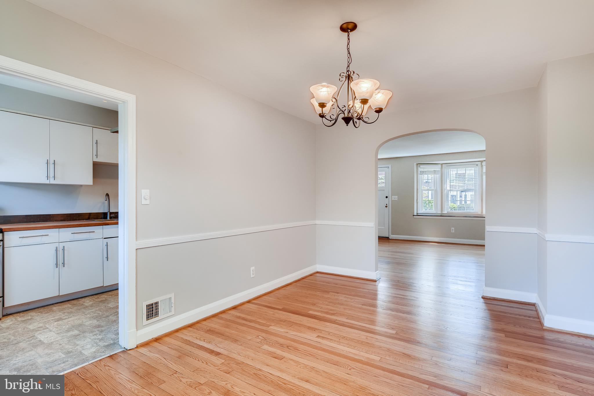 216 Brandon Road Baltimore, MD 21212 - Photo 8 of 29