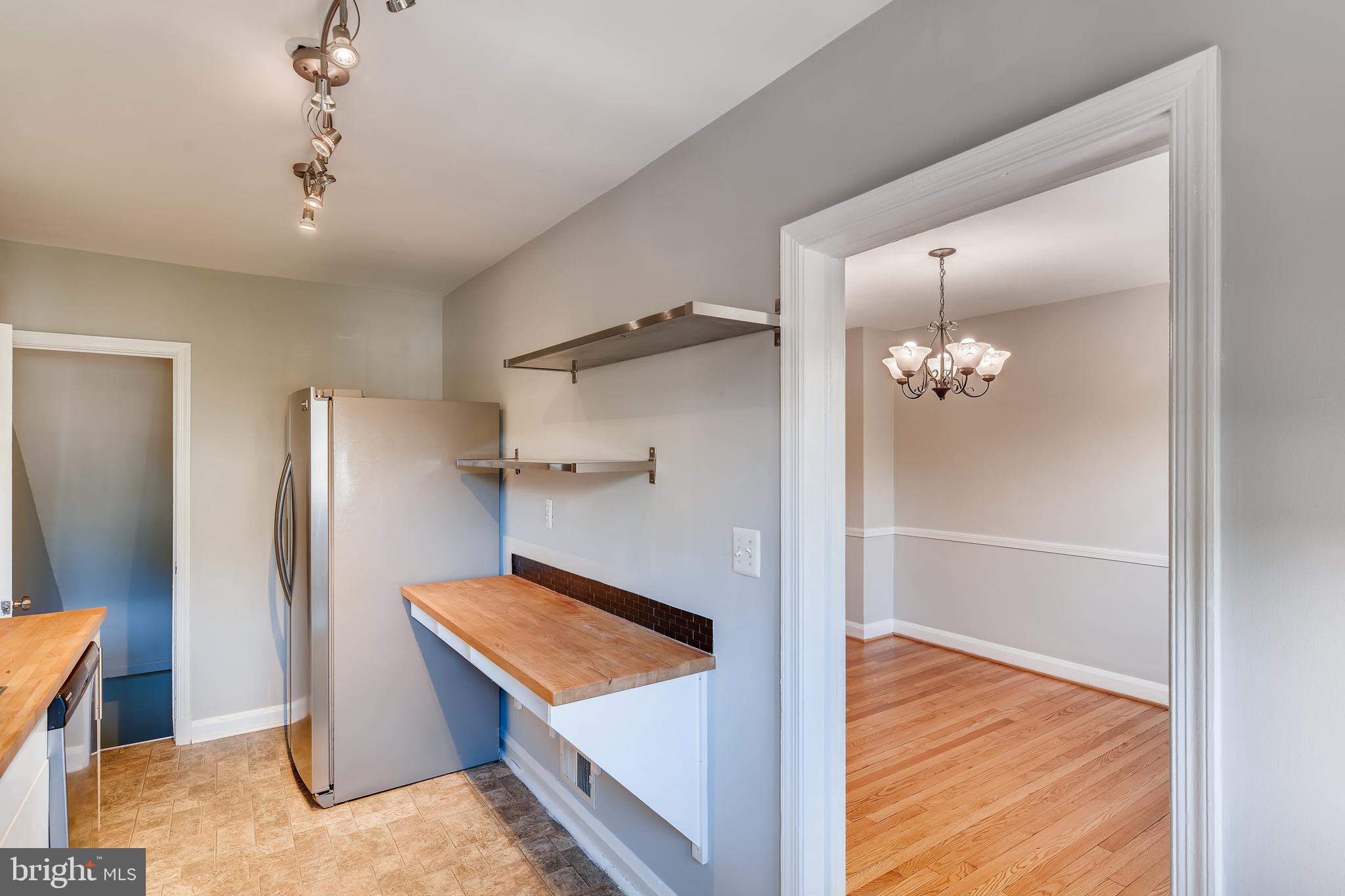 216 Brandon Road Baltimore, MD 21212 - Photo 10 of 29