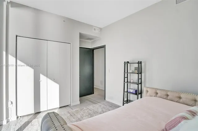 $12,500 | 480 Northeast 31st Street, Unit 1401, Miami, FL 33137