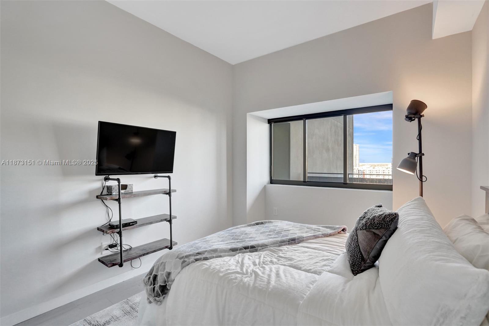 480 Northeast 31st Street, Unit 1401 Miami, FL 33137 - Photo 20 of 78