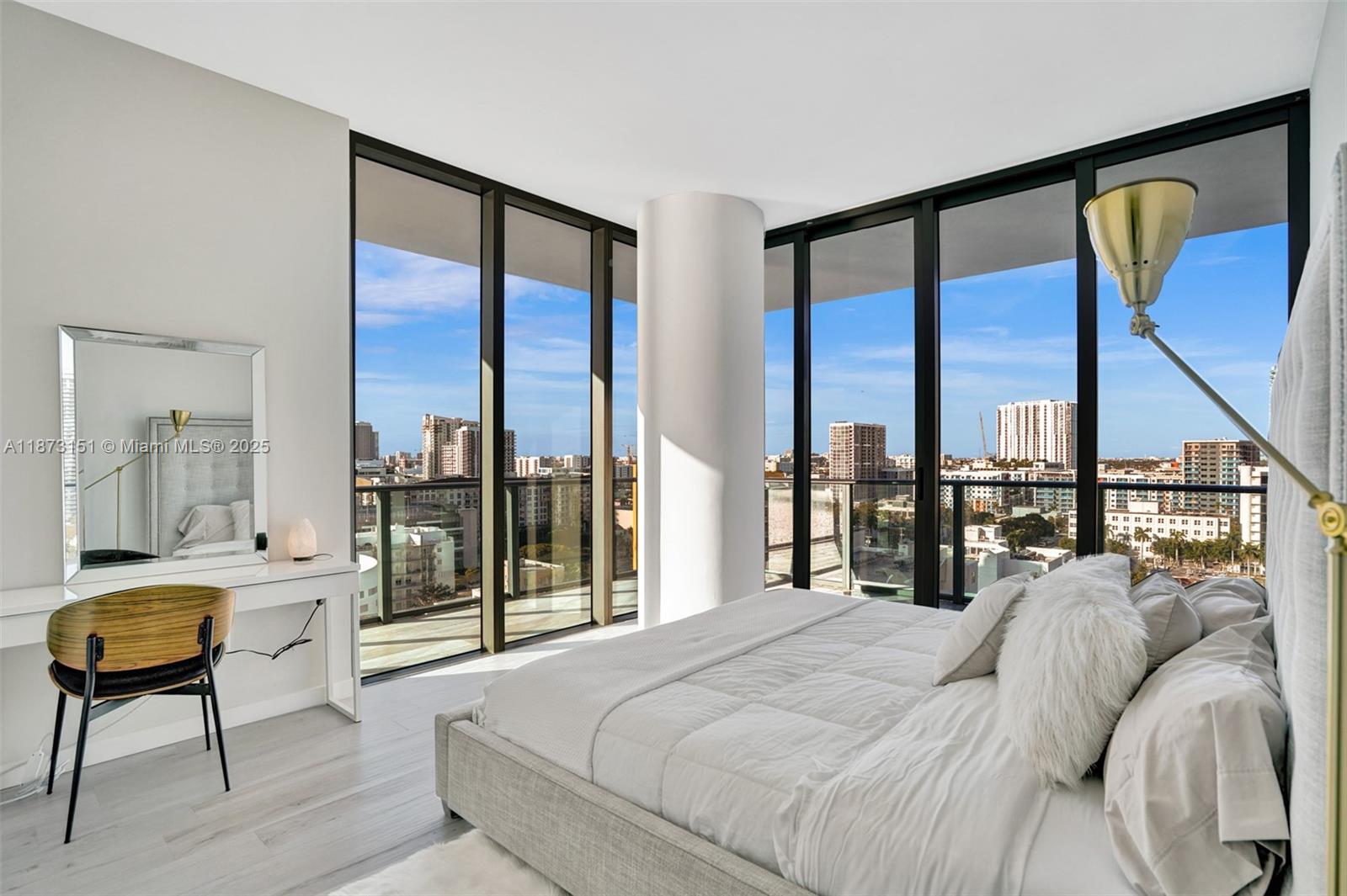 480 Northeast 31st Street, Unit 1401 Miami, FL 33137 - Photo 10 of 78