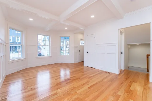 $4,900 | 20 Sheridan Avenue, Unit 20, Medford, MA 02155