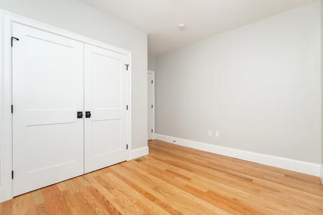 a view of a room with an empty space