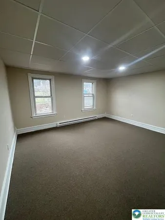 $1,300 | 162 Coal Street, Nesquehoning, PA 18240