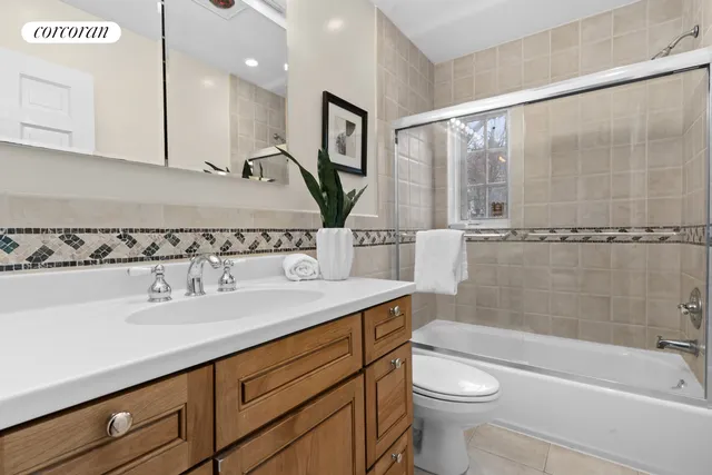 $2,750,000 | 16 Upshaw Road | Forest Hills