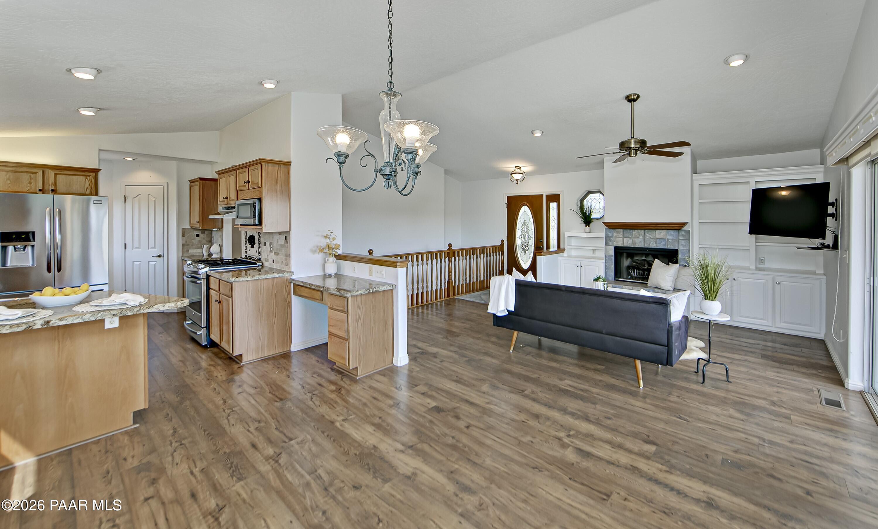 1533 Buttermilk Road Prescott, AZ 86305 - Photo 8 of 36 008_Kitchen Great room