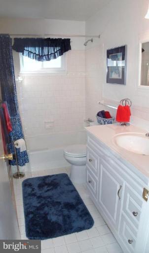903 Painted Post Road Pikesville, MD 21208 - Photo 17 of 18 Master Bath