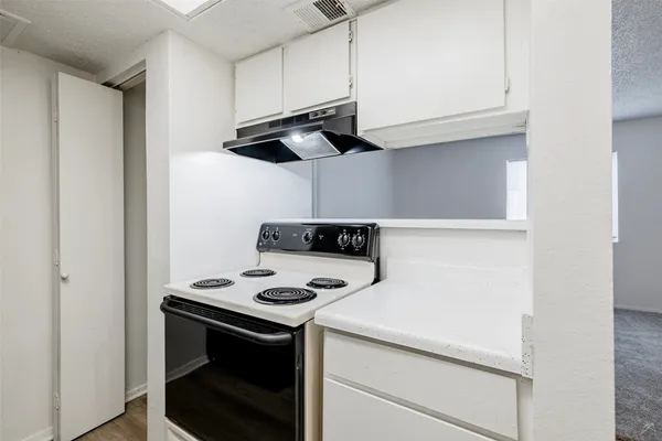 $834 | 3600 Greystone Drive, Unit 826, Austin, TX 78731