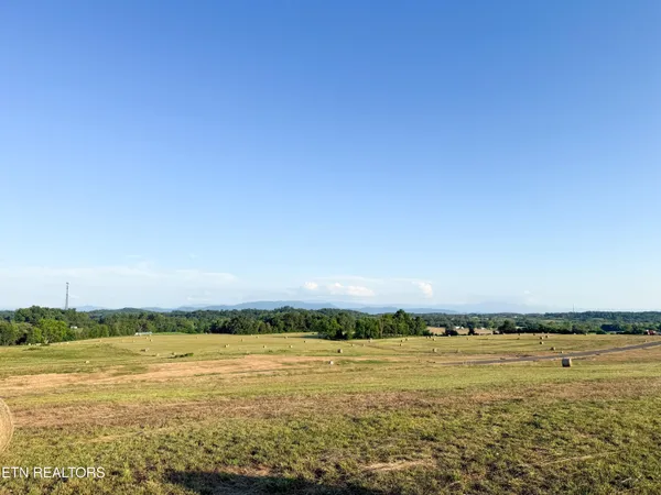 $289,900 | 10 Summerset Drive, Talbott, TN 37877