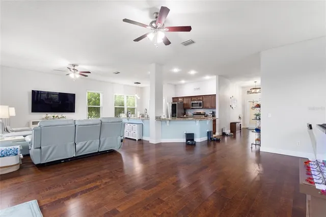 $564,900 | 5104 52nd Avenue West, Bradenton, FL 34210