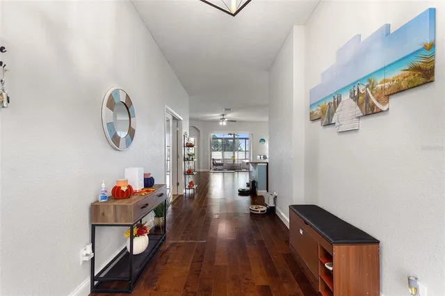 $564,900 | 5104 52nd Avenue West, Bradenton, FL 34210