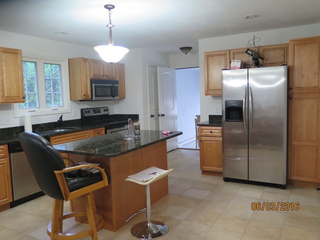 18 Hazel Street Worcester, MA 01604 - Photo 13 of 29 Gallery Image 13