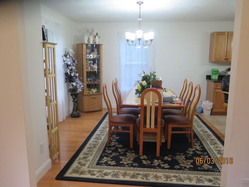 18 Hazel Street Worcester, MA 01604 - Photo 10 of 29 Gallery Image 10