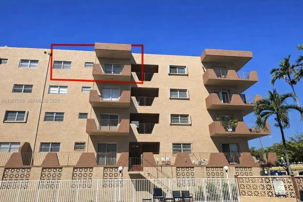 $2,150 | 1630 West 46th Street, Unit 514B, Hialeah, FL 33012