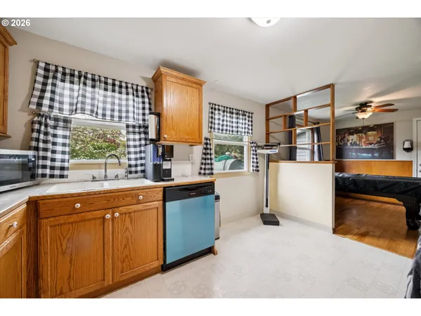 $375,000 | 2202 Southeast 178th Place, Portland, OR 97233