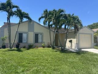 18970 Cloud Lake Circle Boca Raton, FL 33496 - Photo 2 of 20 Front view