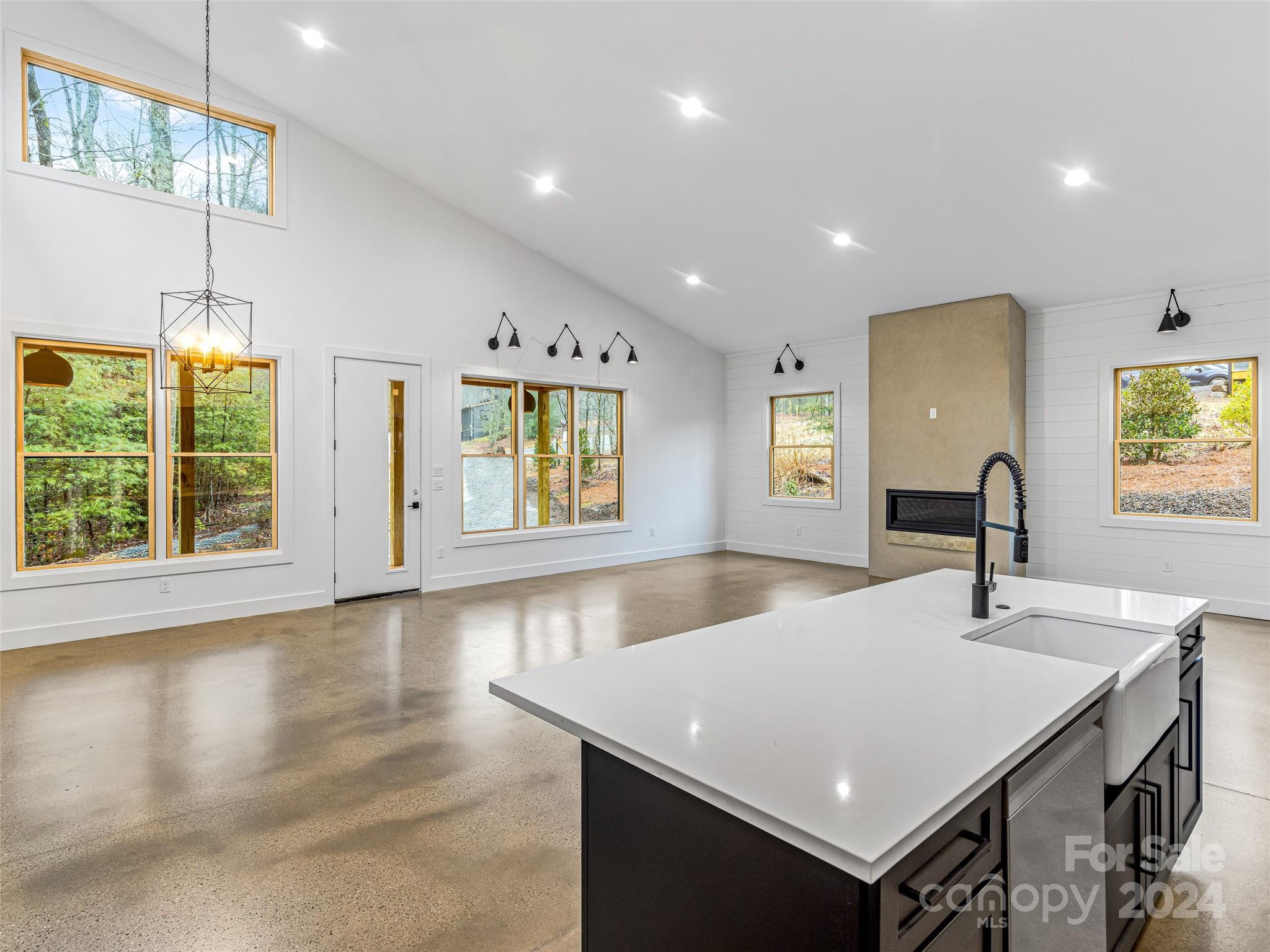 35 Small Crk Road Brevard, NC 28712 - Photo 8 of 27 Gallery Image 8