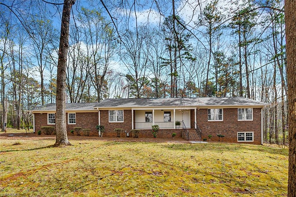 231 Inwood Road Asheboro, NC 27205 - Photo 1 of 44 Gallery Image 1