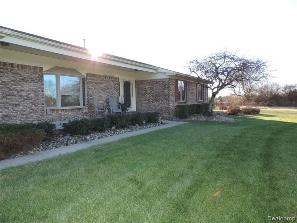3733 Prospect Road Ann Arbor, MI 48105 - Photo 10 of 27 DSCN4396_preview.jpg