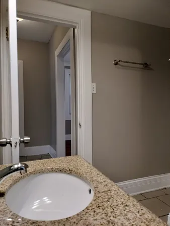 $1,500 | 7729 South Essex Avenue, Unit 2, Chicago, IL 60649