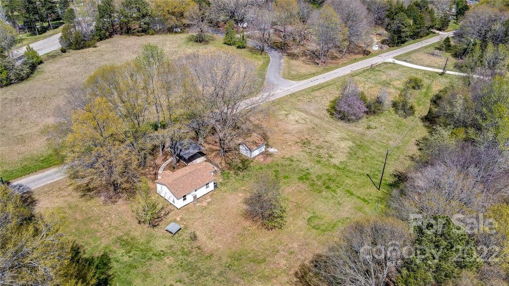 2746 Good Road Clover, SC 29710 - Photo 5 of 42 Gallery Image 5