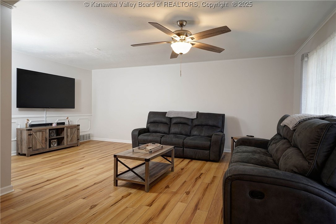 1571 Nottingham Road Charleston, WV 25314 - Photo 6 of 29 Gallery Image 6