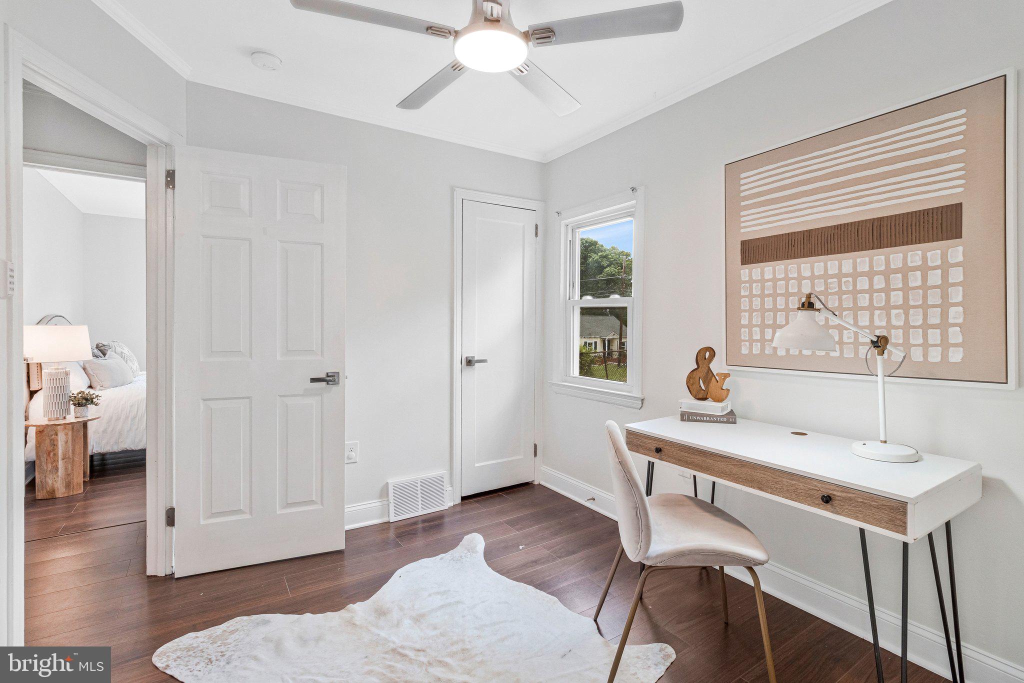 11515 Goodloe Road Silver Spring, MD 20906 - Photo 21 of 33 a workspace with furniture and window