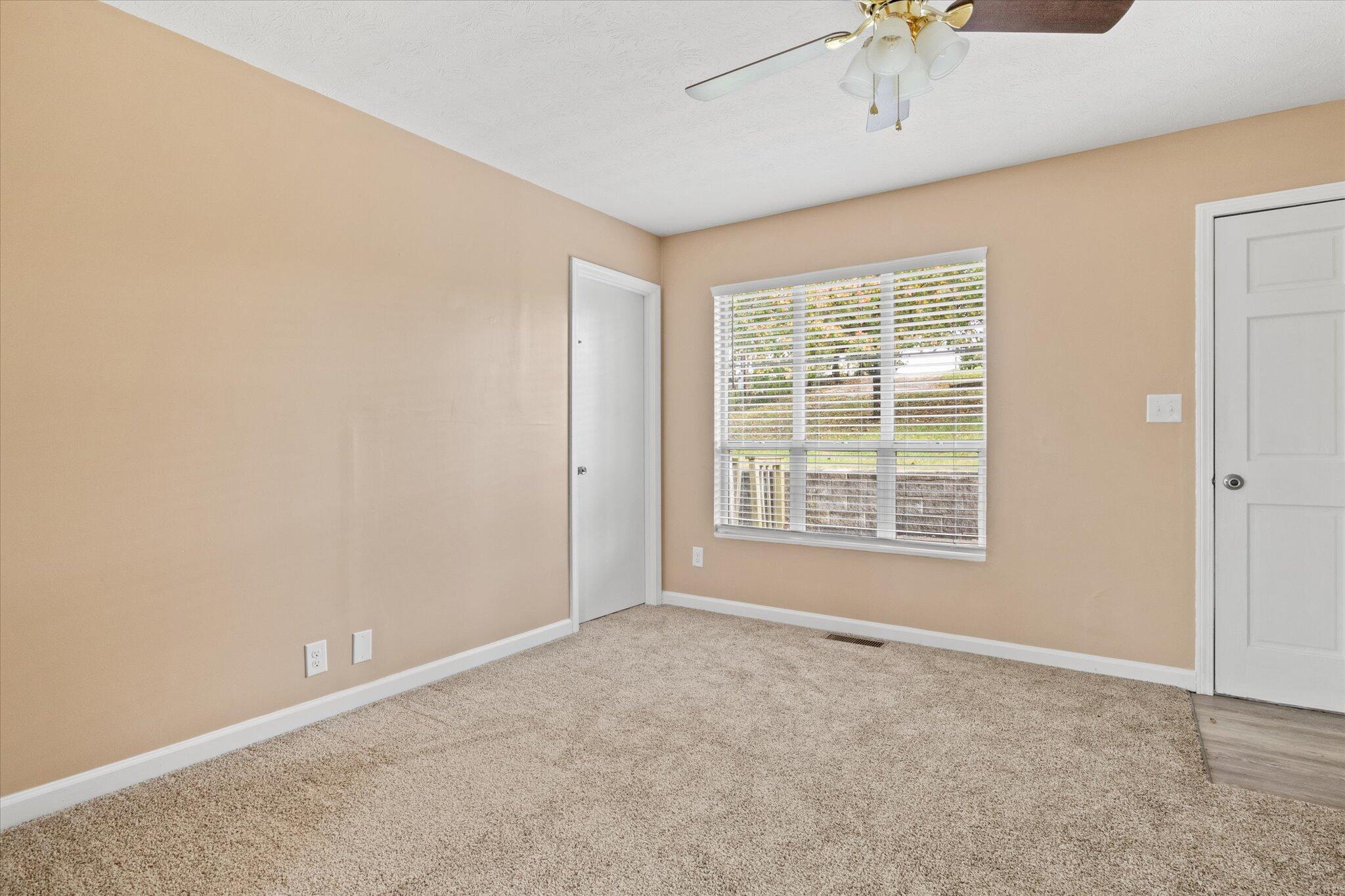 2455 Ford Hampton Road Winchester, KY 40391 - Photo 5 of 22 06-MG_2878