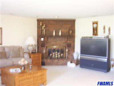 5505 Oak Fall Road Fort Wayne, IN 46845 - Photo 3 of 7
