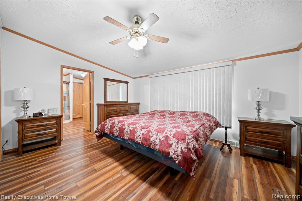6536 State Road Fort Gratiot, MI 48059 - Photo 14 of 28