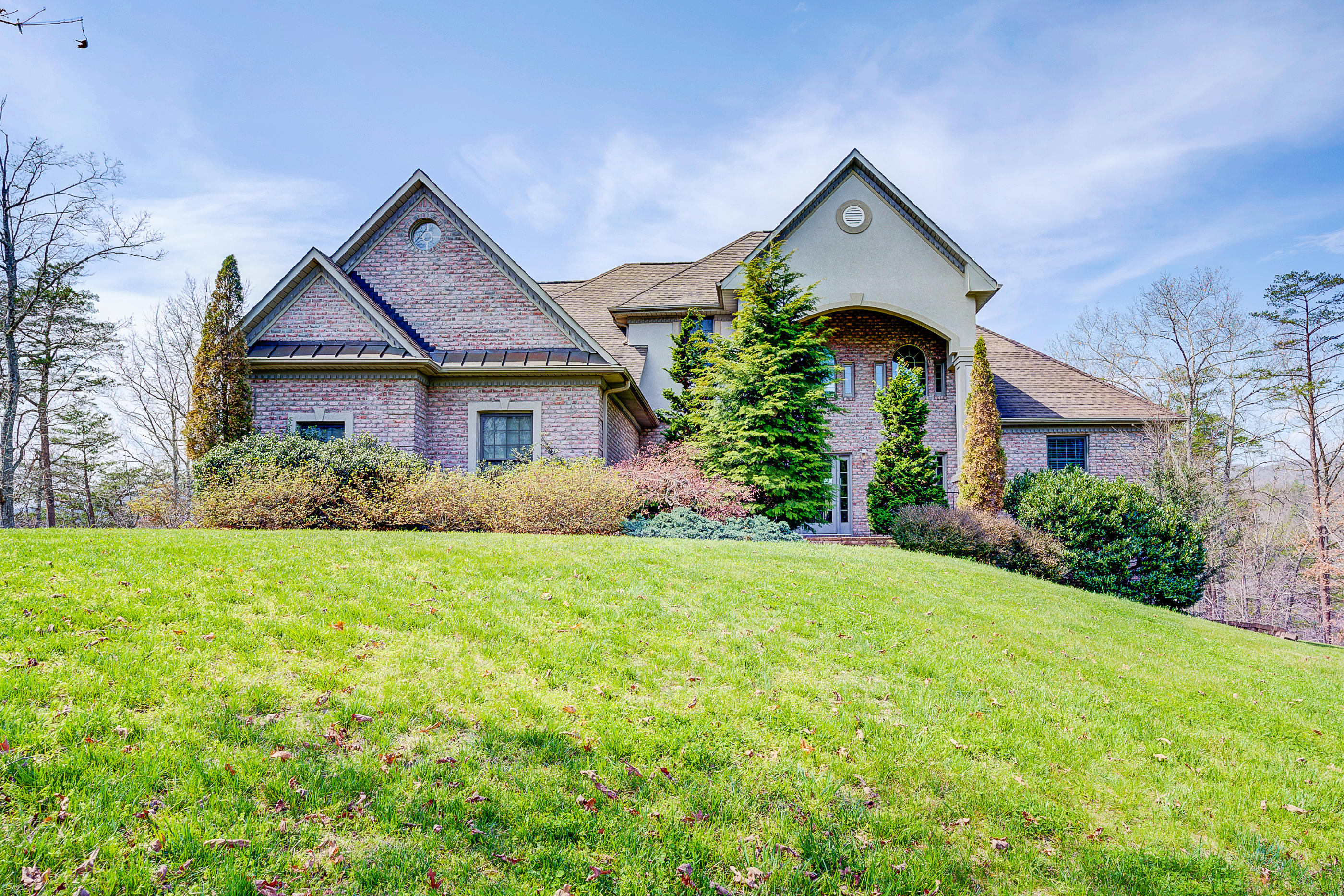 2851 New Ridge Road Elliston, VA 24087 - Photo 1 of 58 a front view of a house with garden