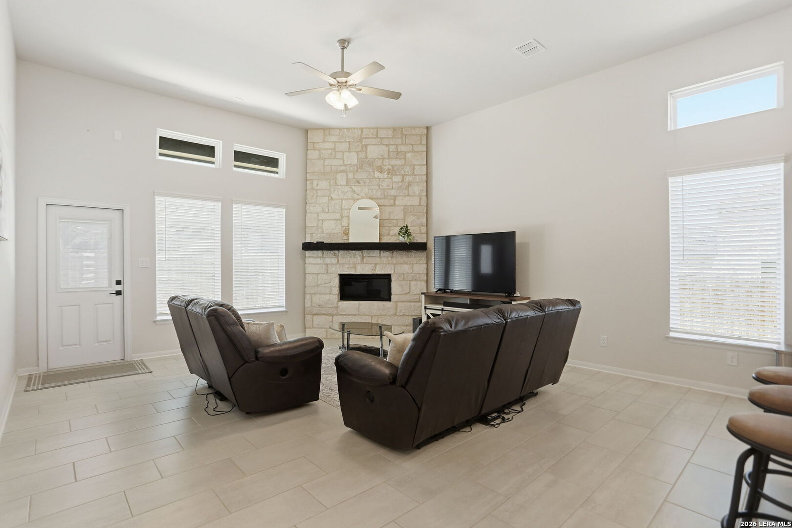 1615 Lawnside Road San Antonio, TX 78245 - Photo 14 of 30
