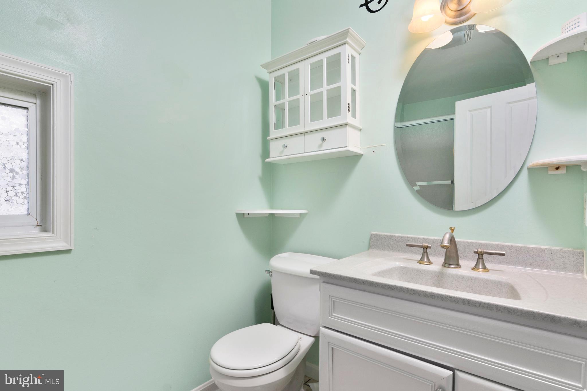 220 Asbury Road Pasadena, MD 21122 - Photo 22 of 30 Bathroom
