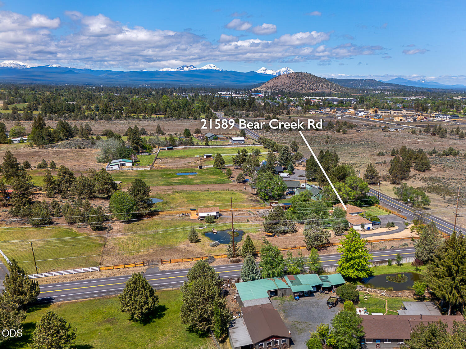 21589 Bear Creek Road Bend, OR 97701 - Photo 7 of 58