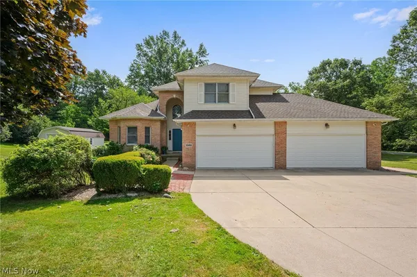 $539,999 | 1581 Denise Drive, Akron, OH 44321