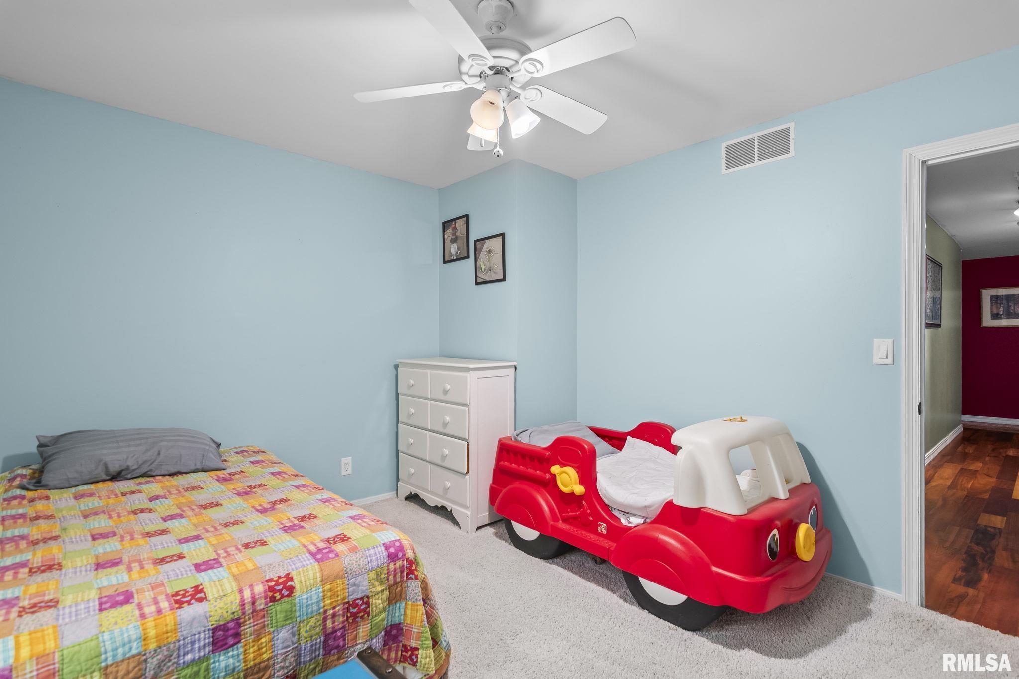 2828 Crown Point Springfield, IL 62704 - Photo 31 of 53