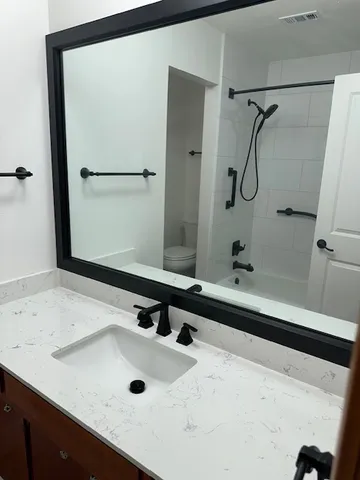 $3,600 | 7605 Towana Circle, Austin, TX 78736