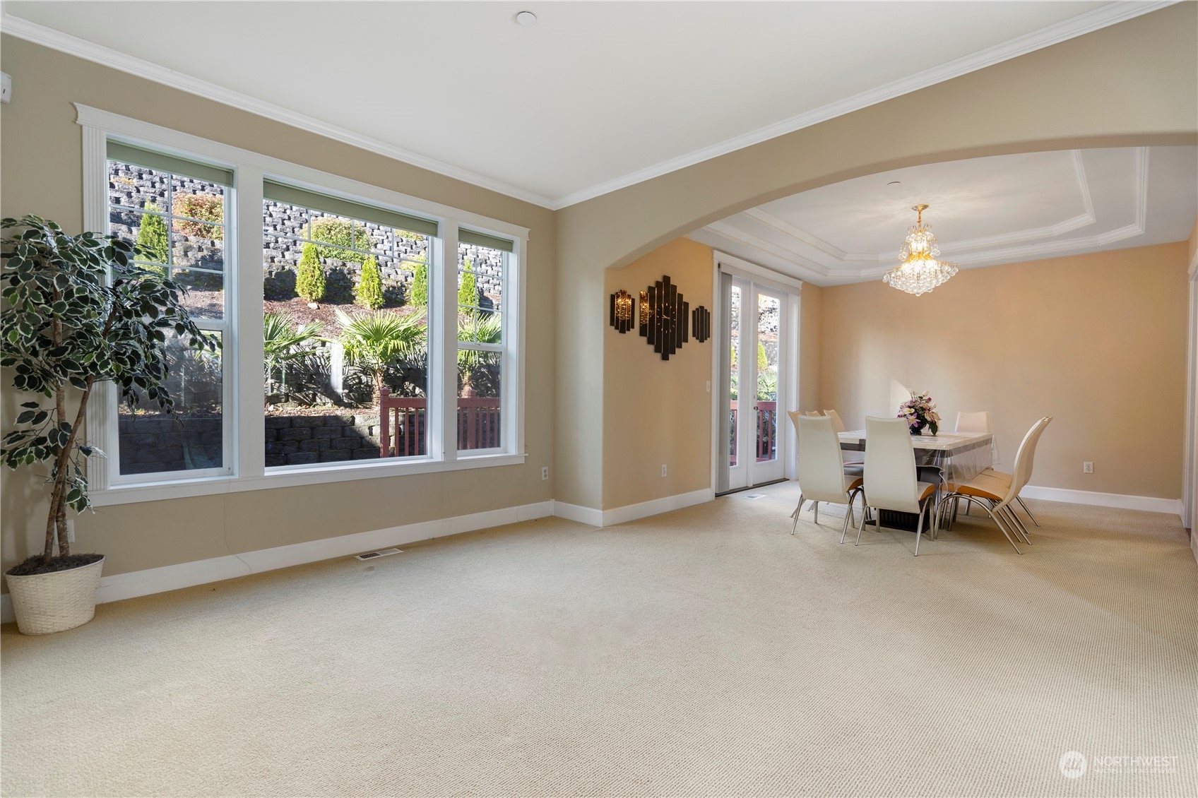 319 Maple Avenue Northwest Renton, WA 98057 - Photo 4 of 10 a view of livingroom with furniture and windows