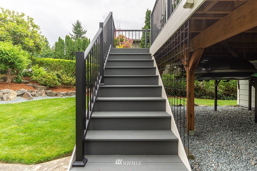 20118 103rd Place Northeast Bothell, WA 98011 - Photo 32 of 40 a view of entryway