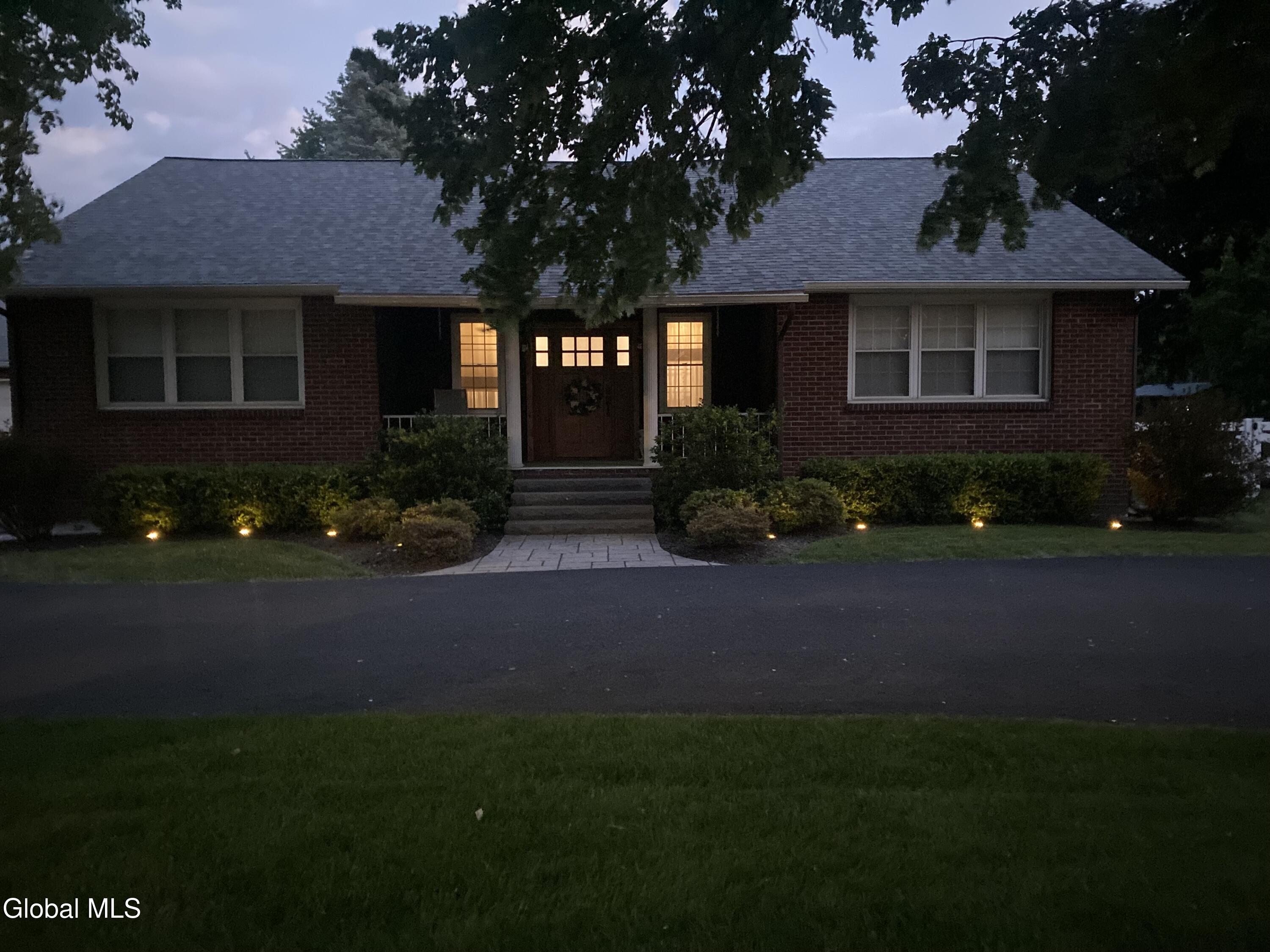 274 Osborne Road Colonie, NY 12211 - Photo 41 of 44 Front